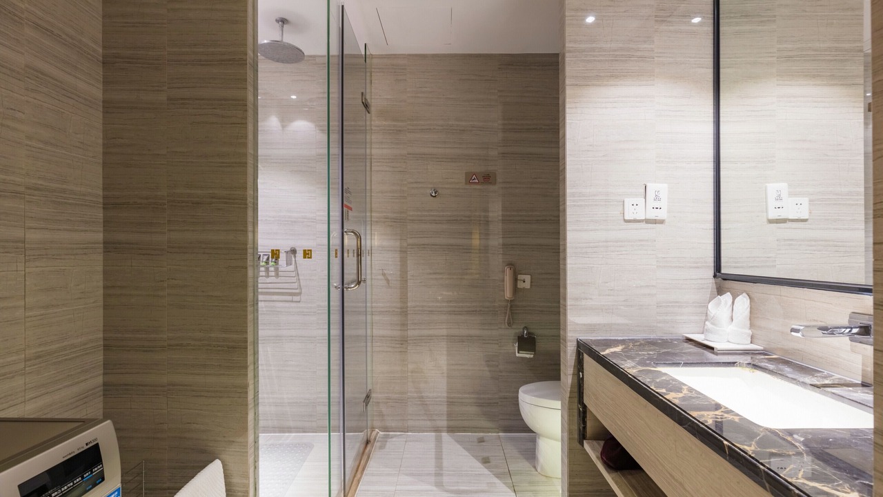 Photo of Bathroom in Xiangzhou District