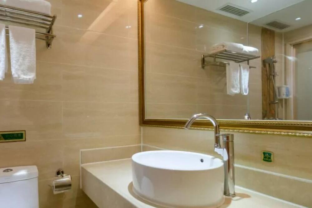 Photo of Bathroom in Xiangqiao Qu