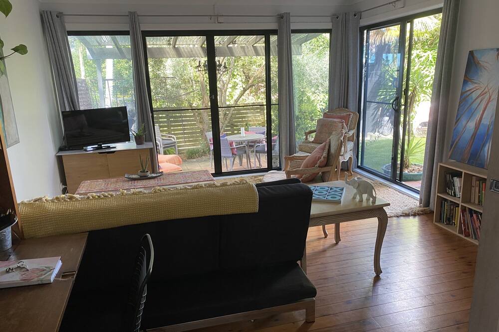Photo of Livingroom in Mona Vale