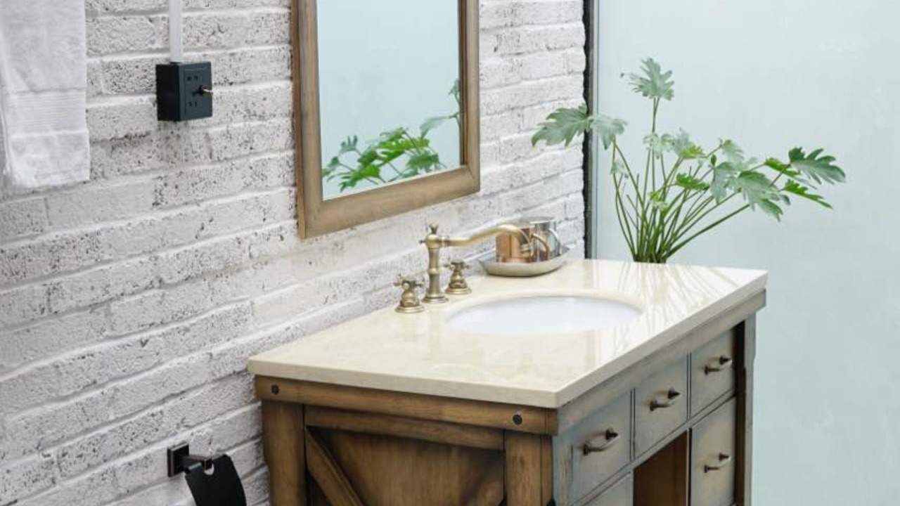 Photo of Bathroom in Yulong County