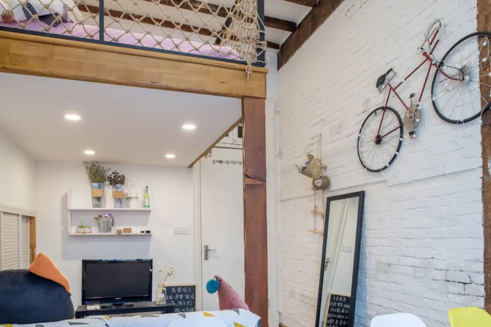 Photo of Bedroom in Huaihai Road Commercial Area