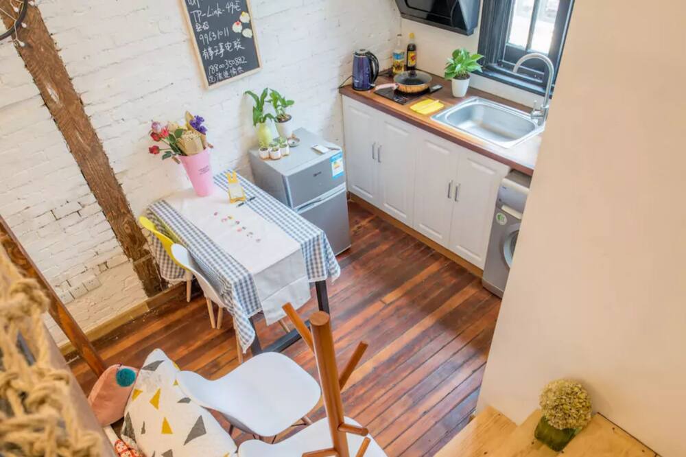 Photo of Bedroom in Huaihai Road Commercial Area