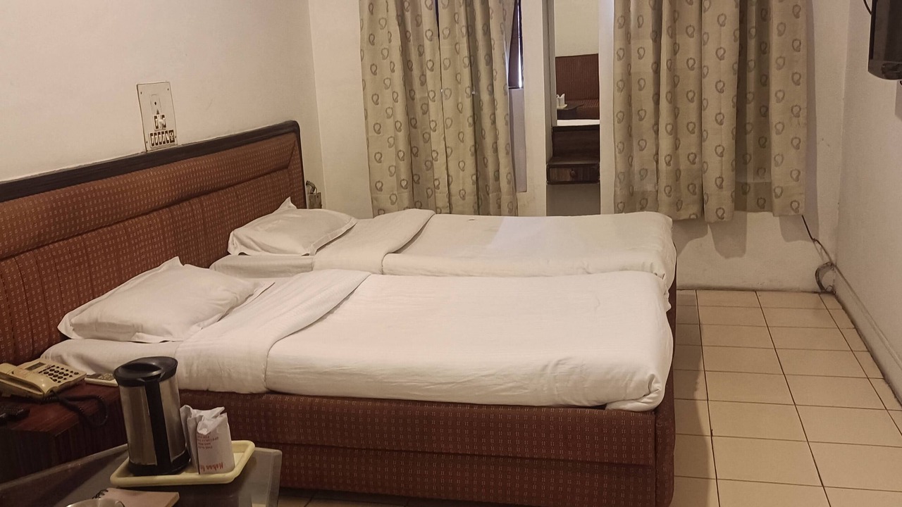 Photo of Bedroom in Charbagh