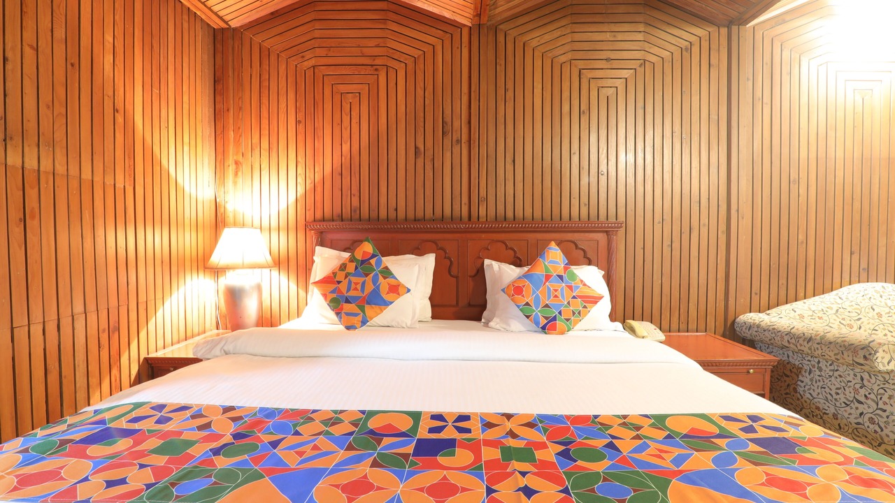 Photo of Bedroom in Charbagh