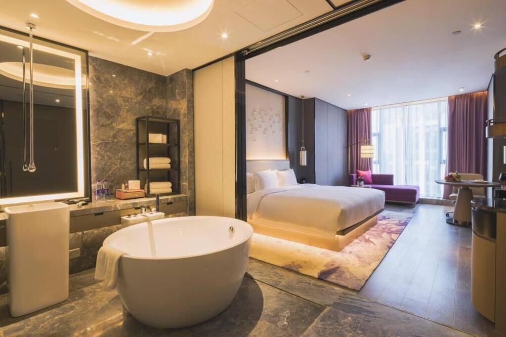 Photo of Bedroom in Weiyang