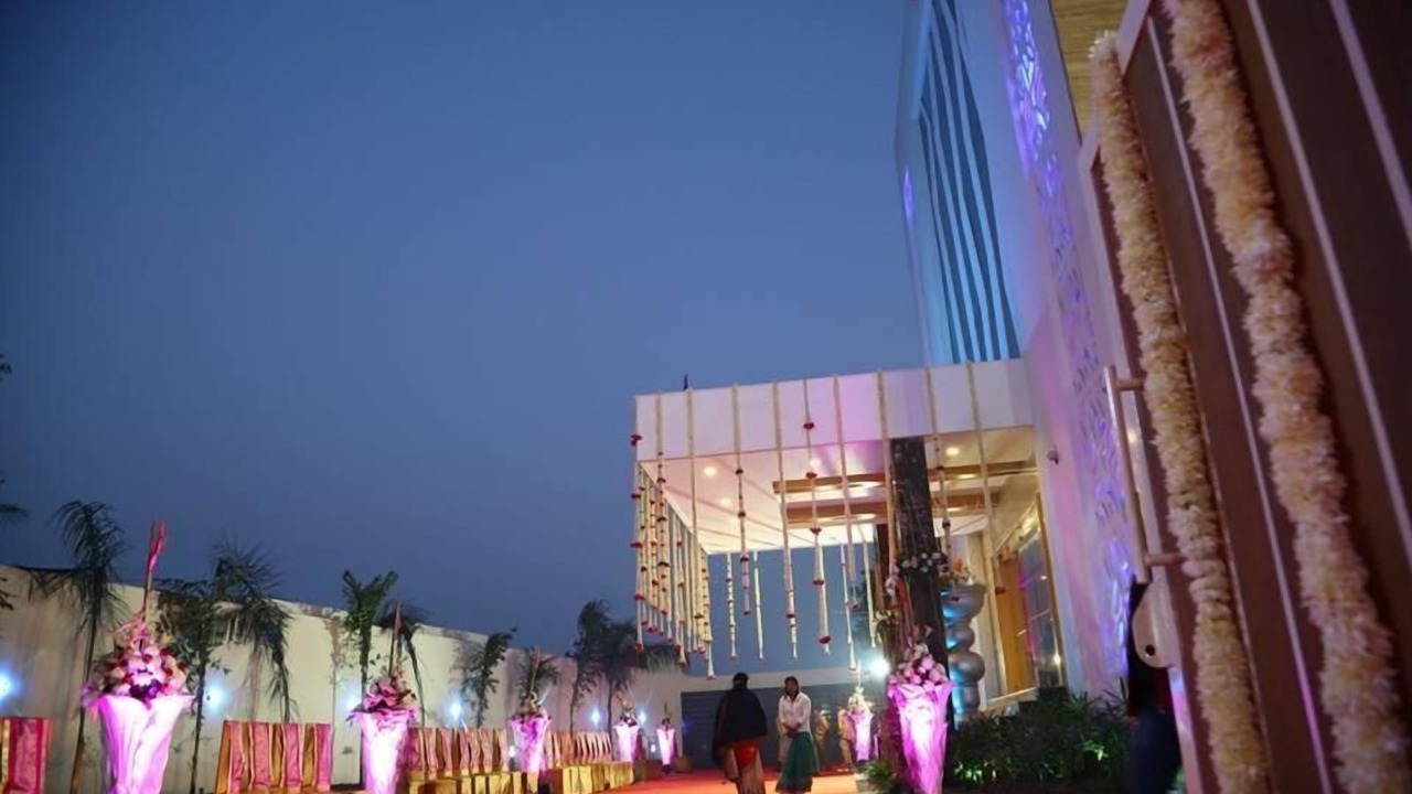 Photo of Outdoor in Radha Kund