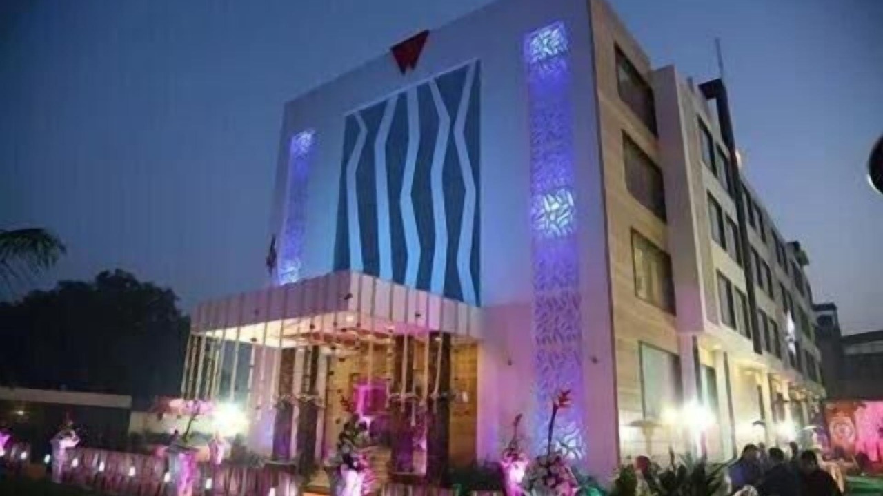 Photo of Outdoor in Radha Kund