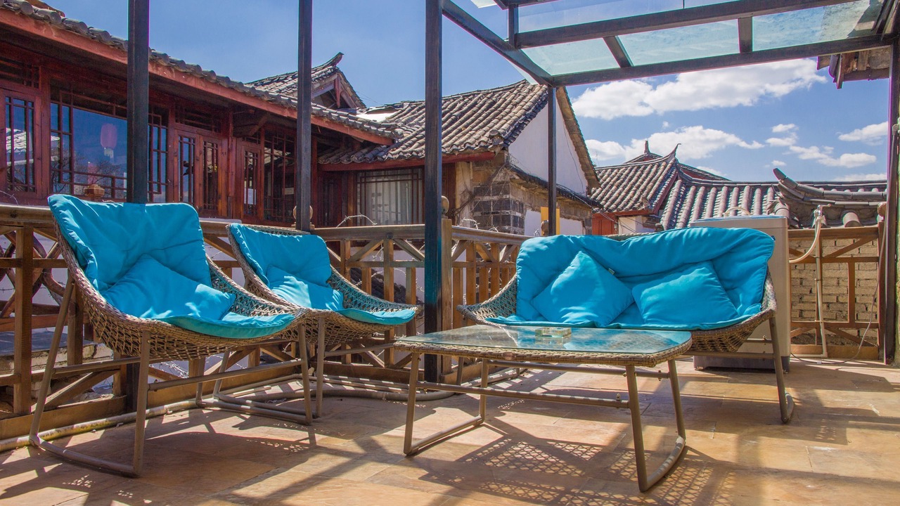 Photo of Patio Balcony in Dayan Old Town