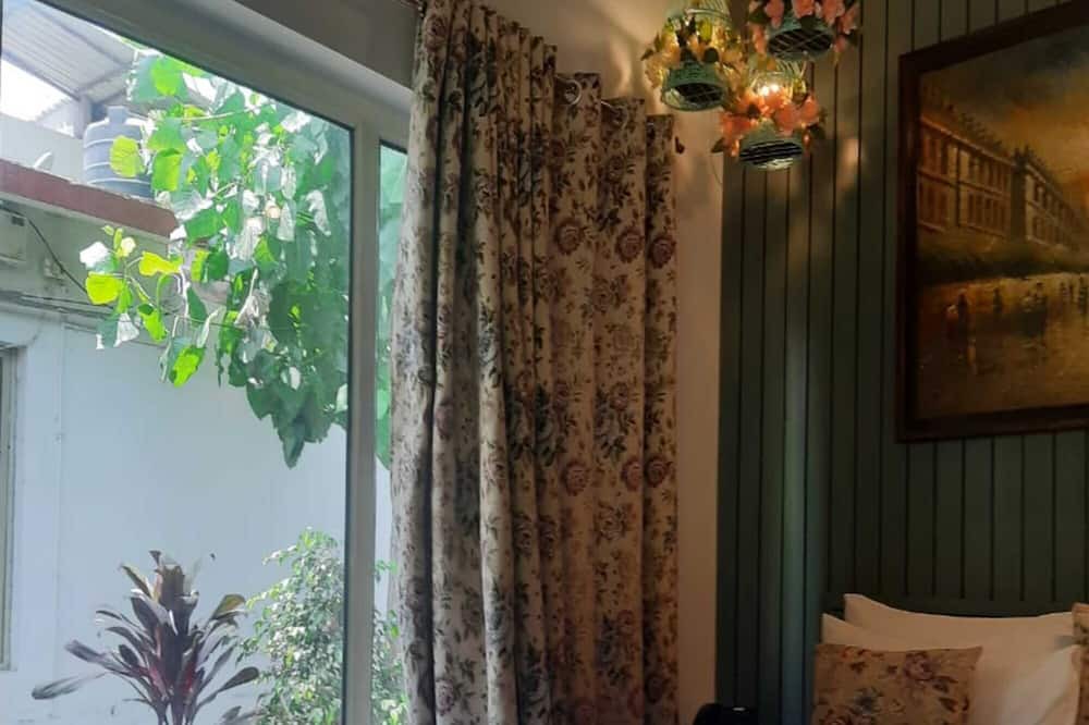 Photo of Bedroom in Palia Kalan