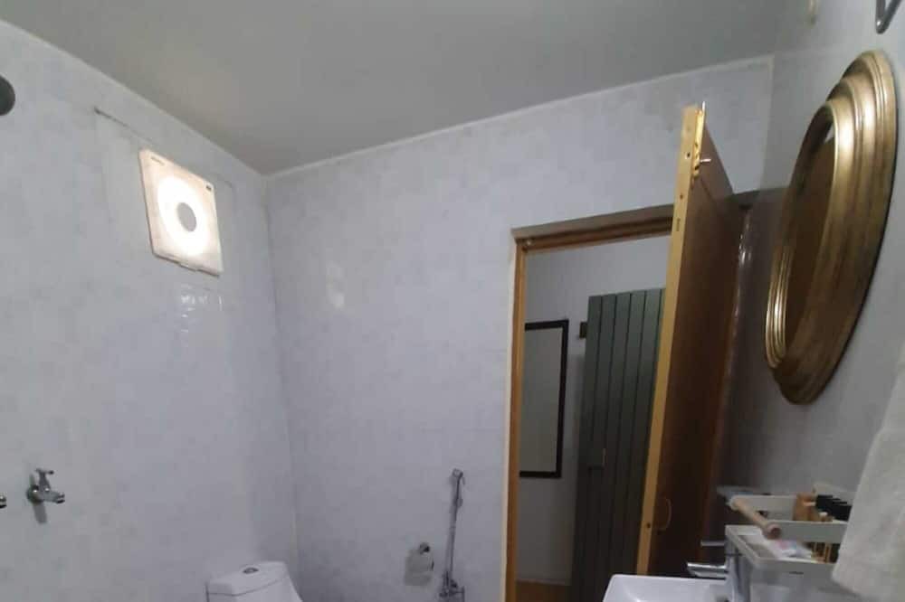 Photo of Bathroom in Palia Kalan