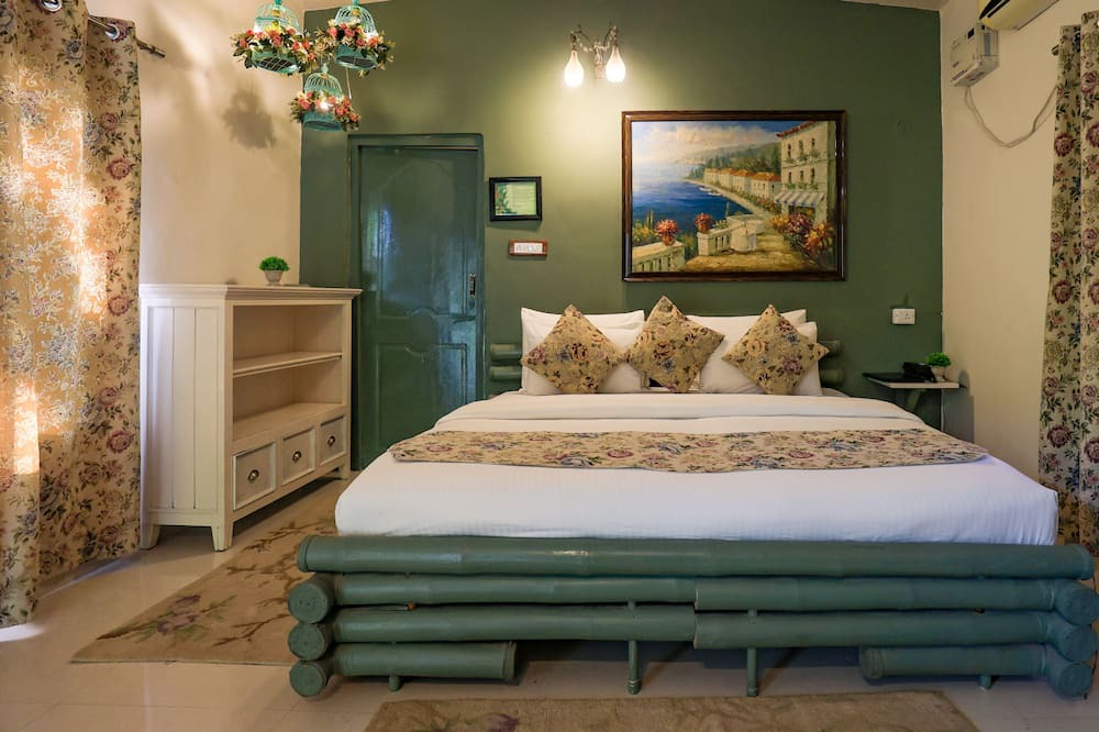 Photo of Bedroom in Palia Kalan