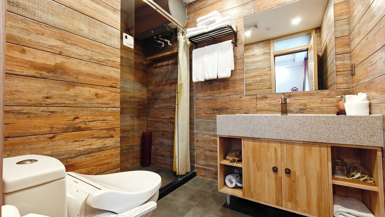 Photo of Bathroom in Datong City Center