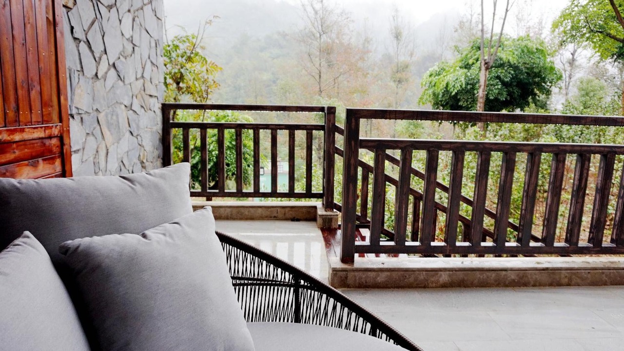 Photo of Patio Balcony in Bama County