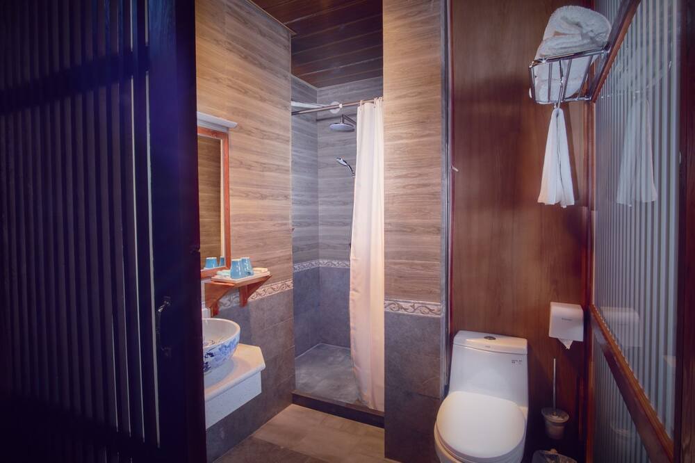 Photo of Bathroom in Jianchuan County