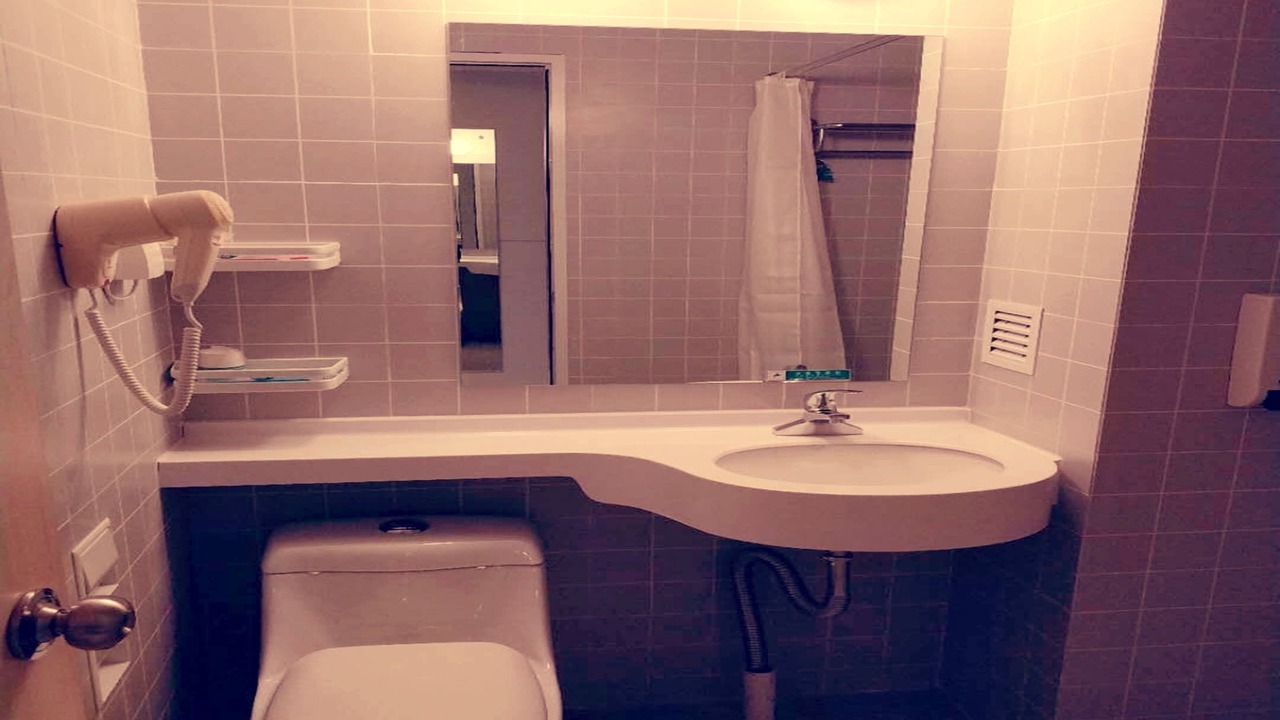 Photo of Bathroom in Jiang Han
