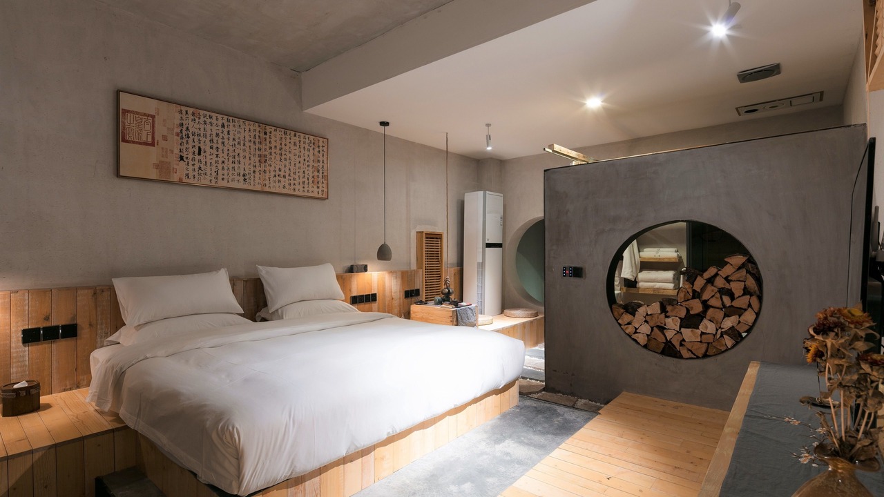 Photo of Bedroom in Shangri-La