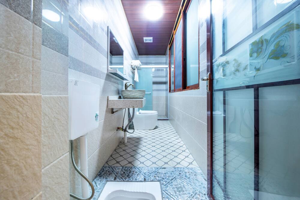 Photo of Bathroom in Longsheng