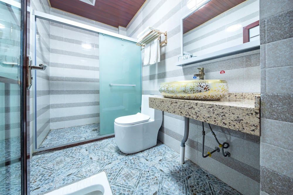Photo of Bathroom in Longsheng