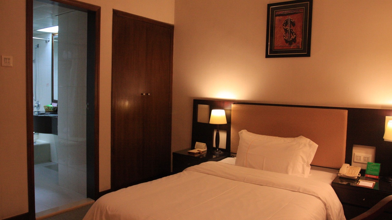 Photo of Bedroom in Huaqiang North