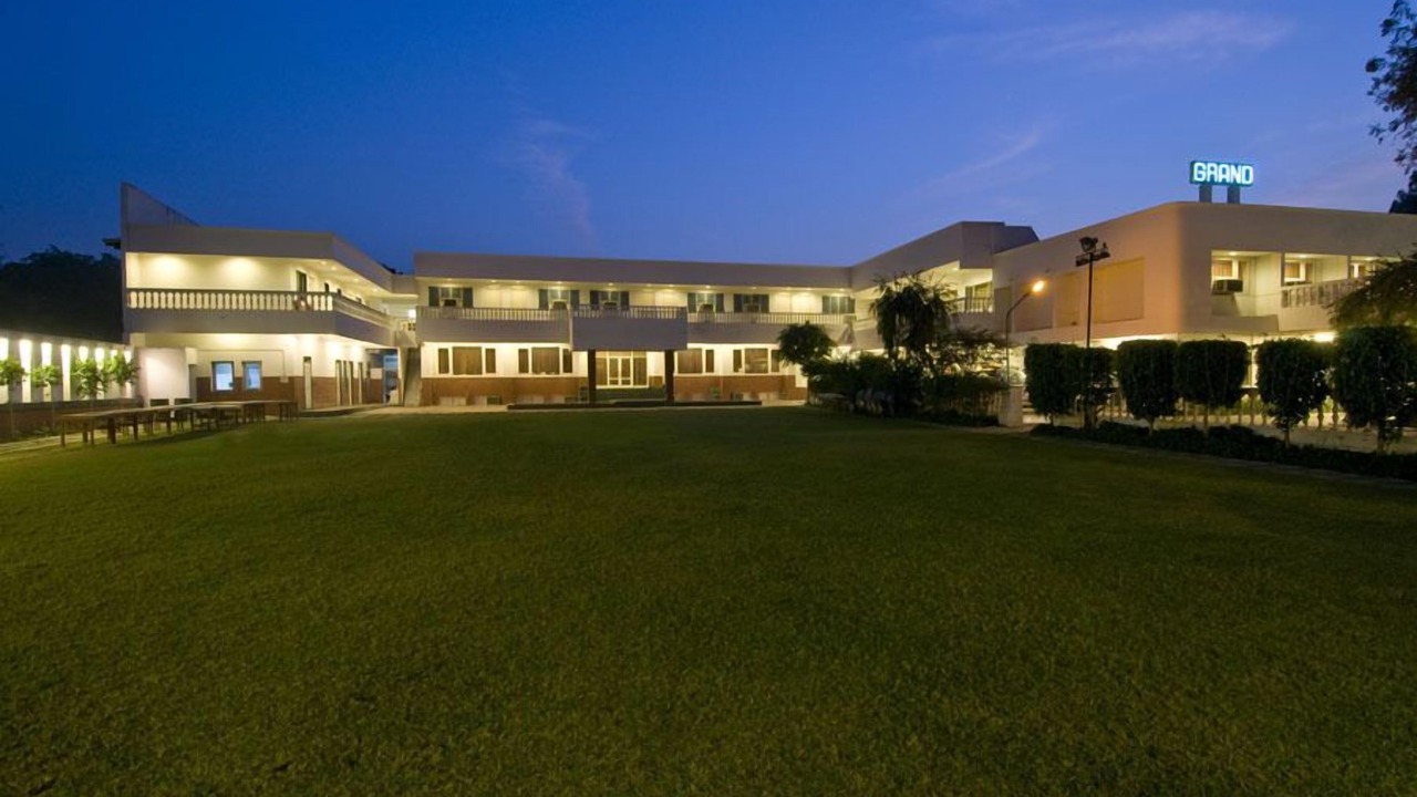 Photo of Outdoor in Agra