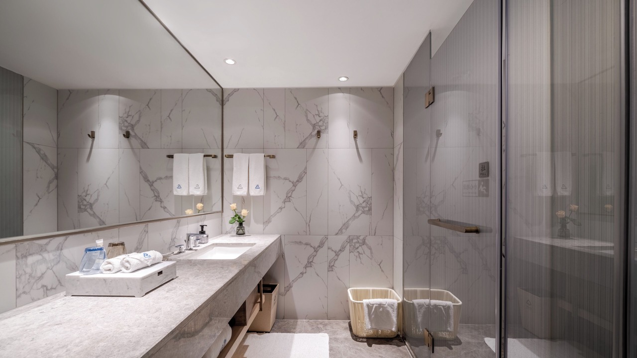 Photo of Bathroom in Huaqiang North