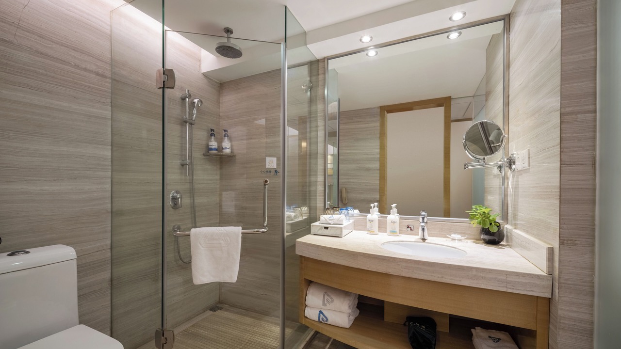 Photo of Bathroom in Huaqiang North