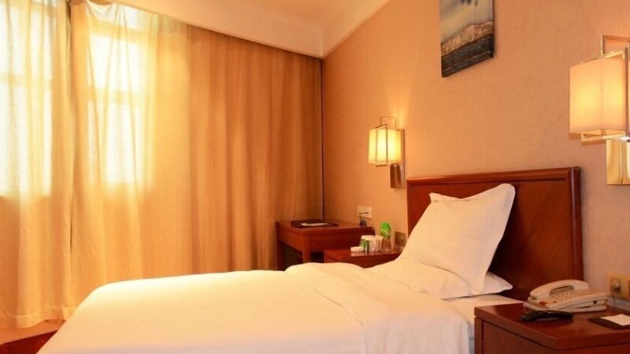 Photo of Bedroom in Houjie