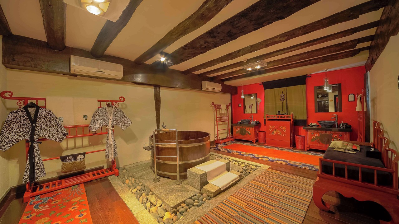 Photo of Bathroom in Shangri-La