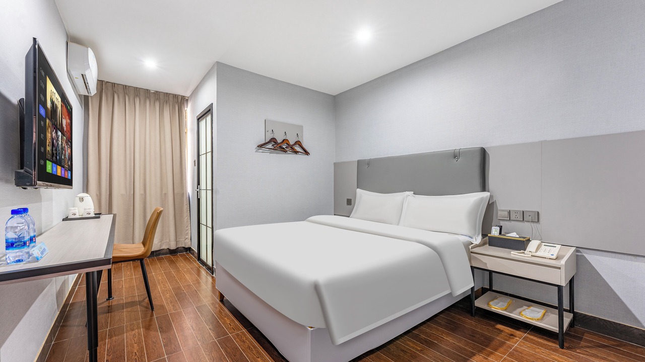 Photo of Bedroom in Central Business District