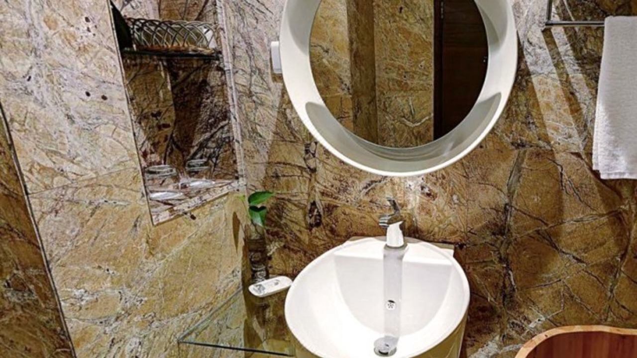Photo of Bathroom in Linhai