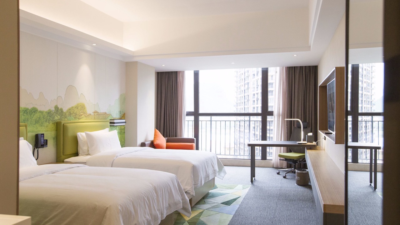 Photo of Bedroom in Lingui