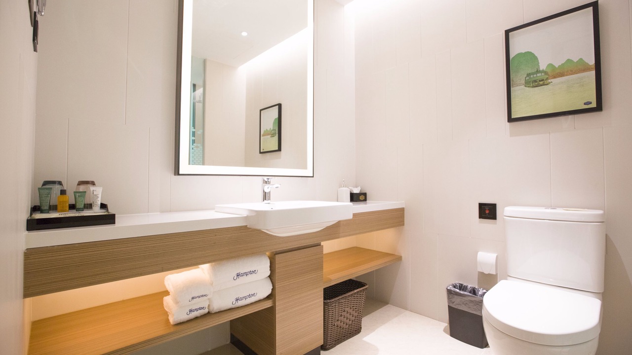 Photo of Bathroom in Lingui