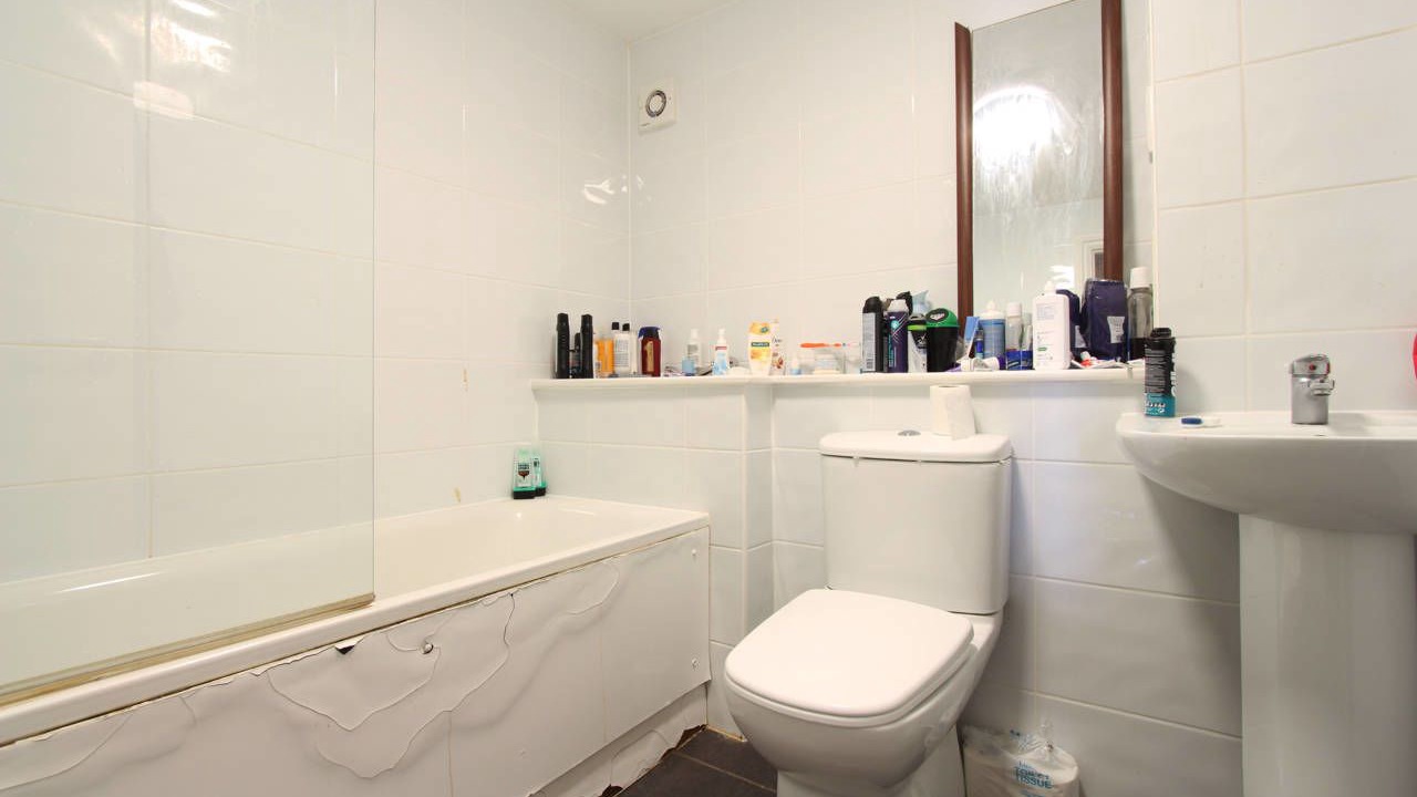 Photo of Bathroom in Weicheng District