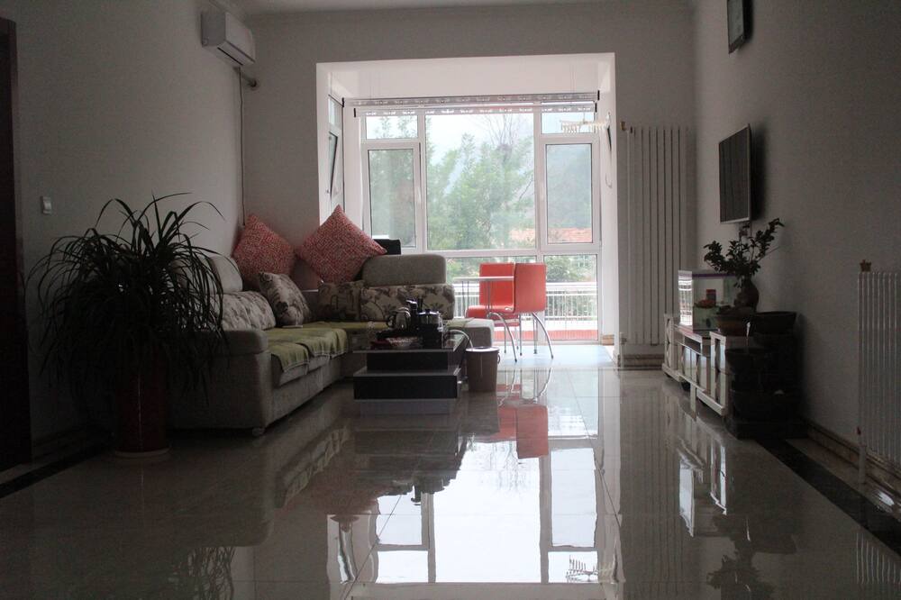 Photo of Livingroom in Li Cheng