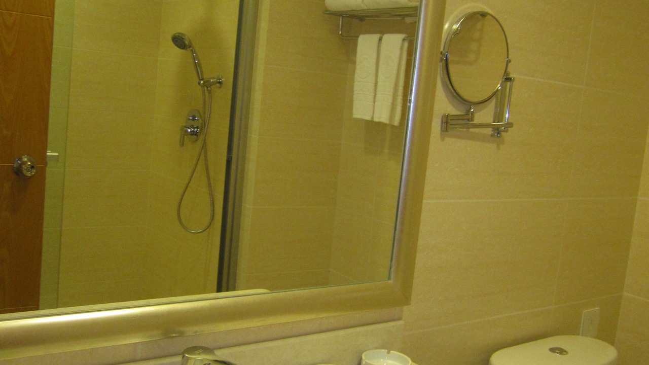 Photo of Bathroom in Tianya District