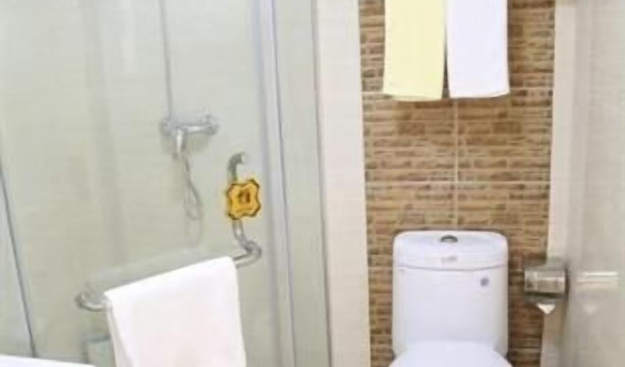 Photo of Bathroom in Shibei