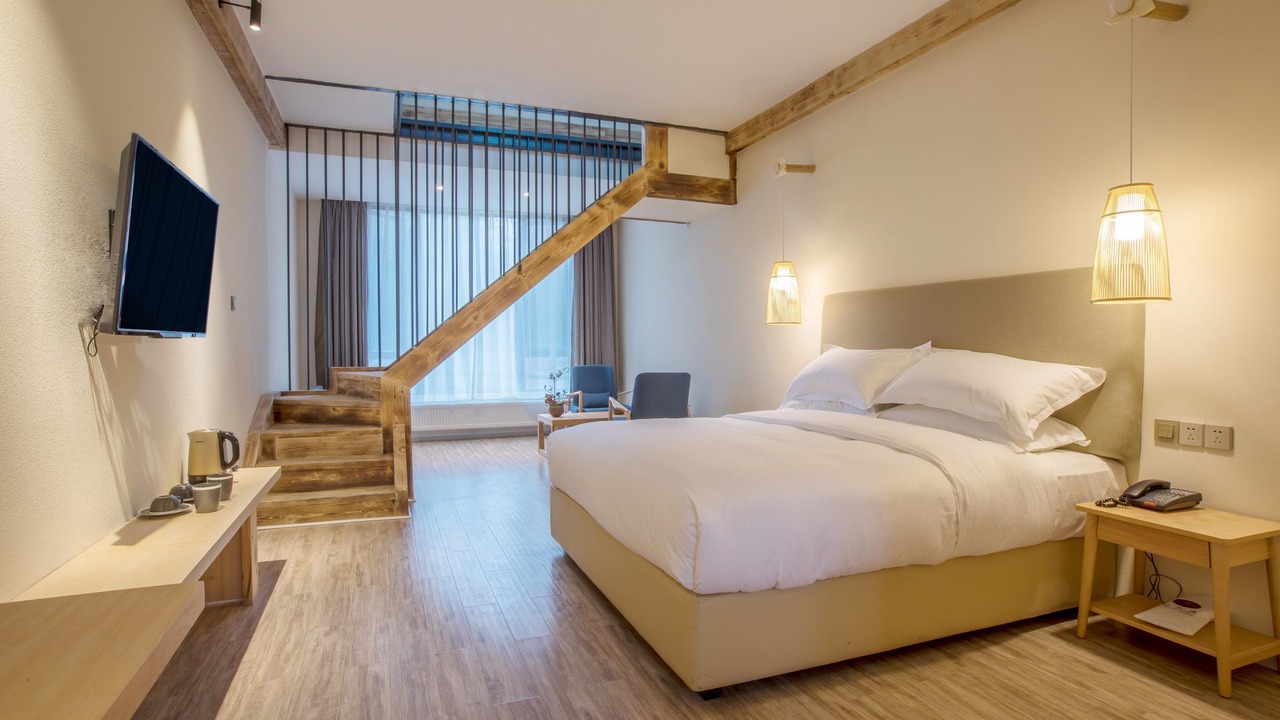 Photo of Bedroom in Emeishan