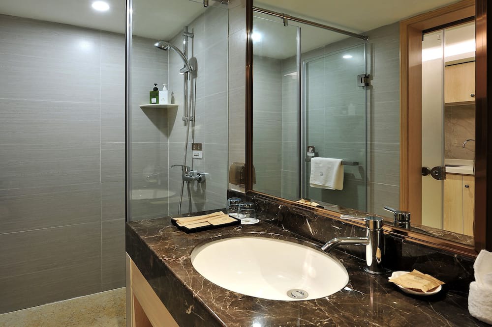 Photo of Bathroom in Luohu