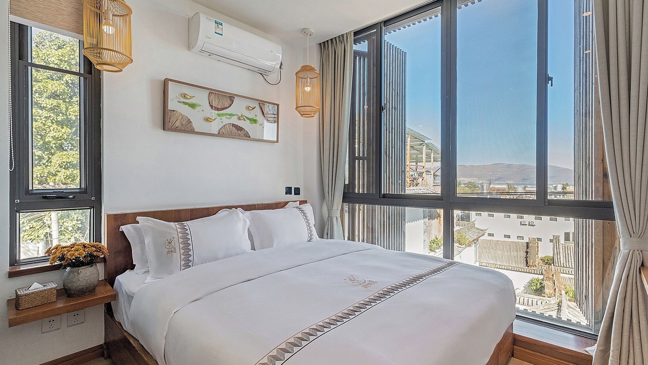 Photo of Bedroom in Dali Ancient Town