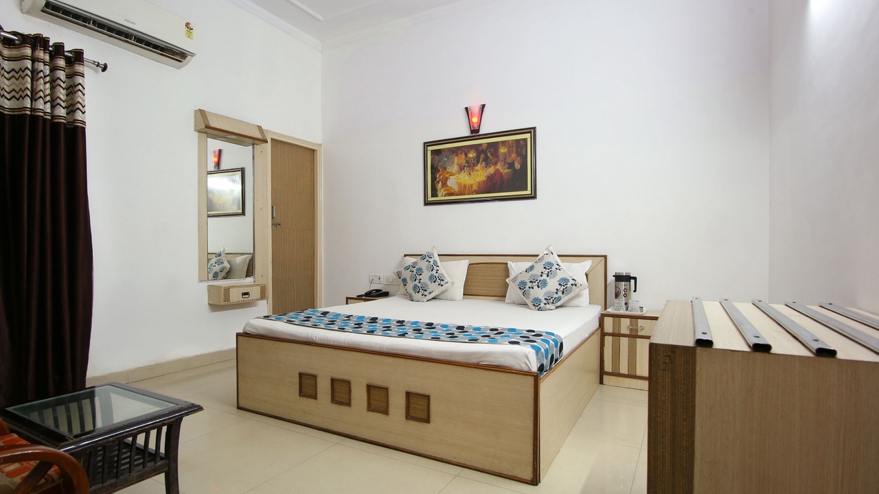 Photo of Bedroom in Agra