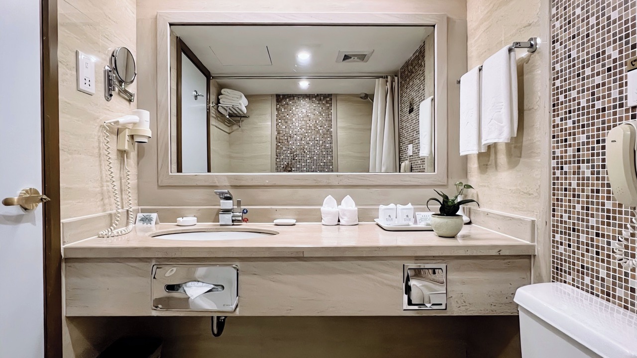 Photo of Bathroom in Jeifangbei Central Business District