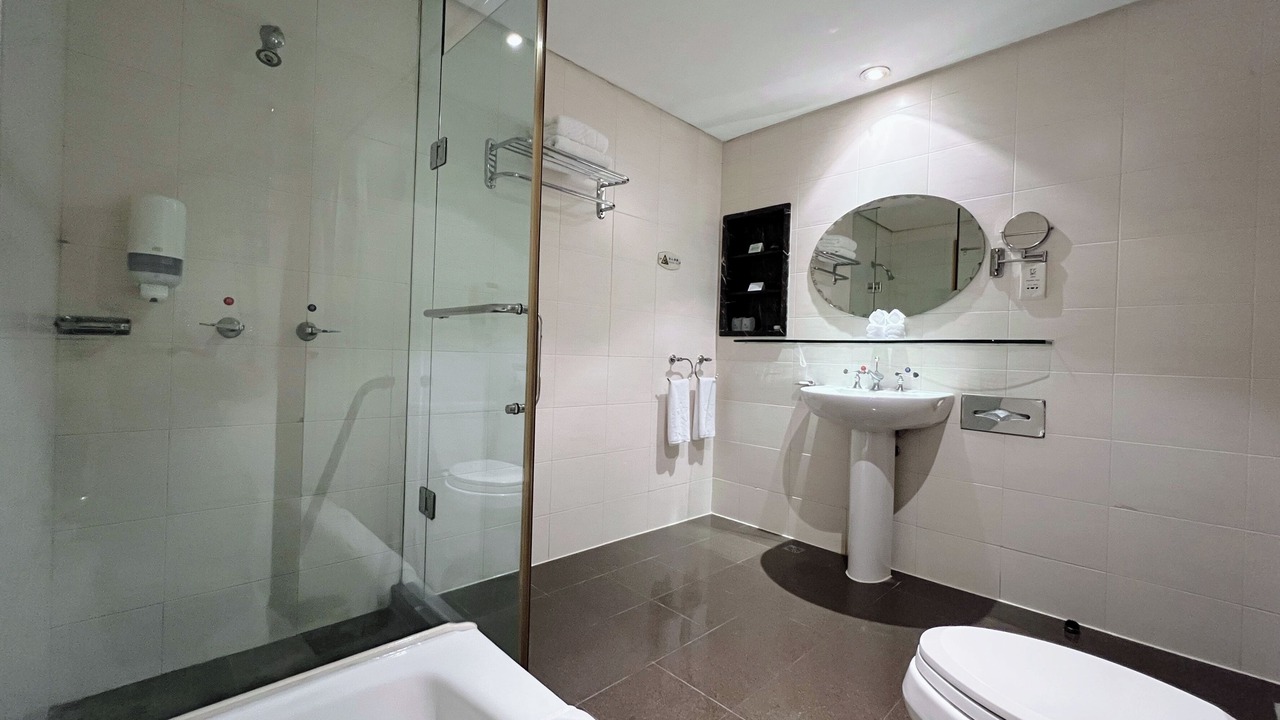 Photo of Bathroom in Jeifangbei Central Business District