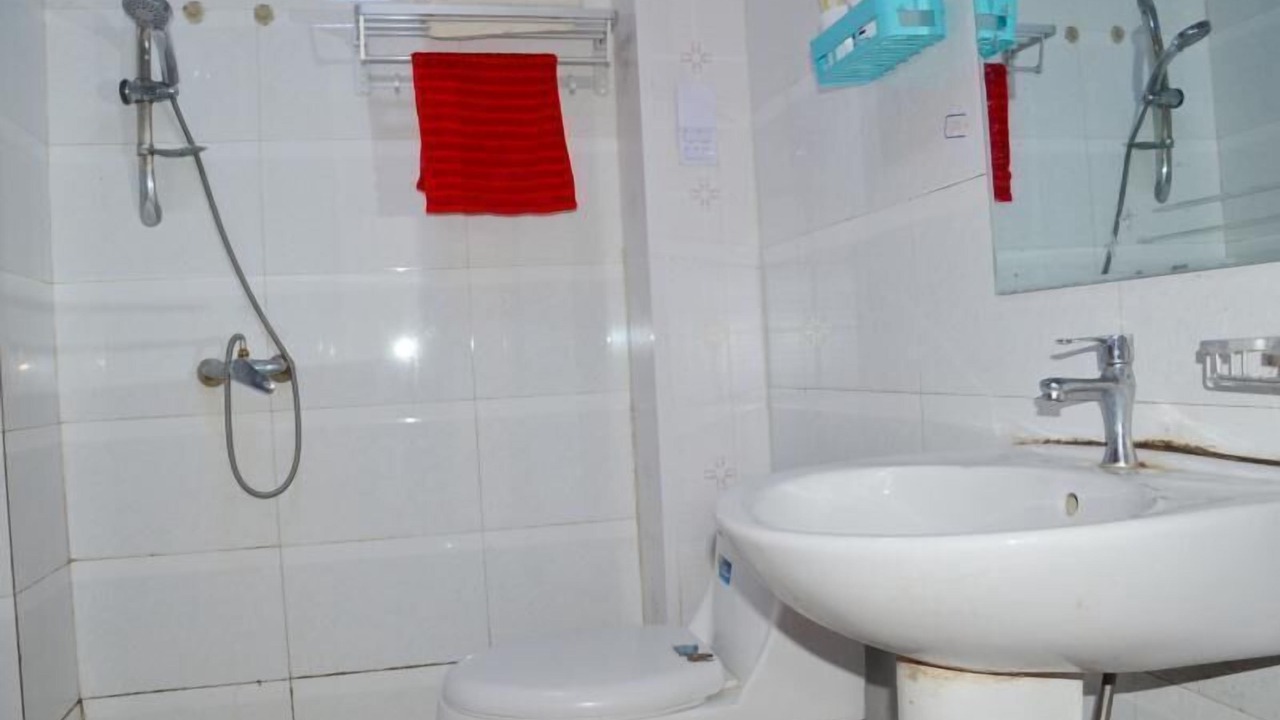 Photo of Bathroom in Huangdao