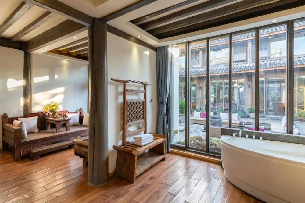 Photo of Bathroom in Shuhe Old Town