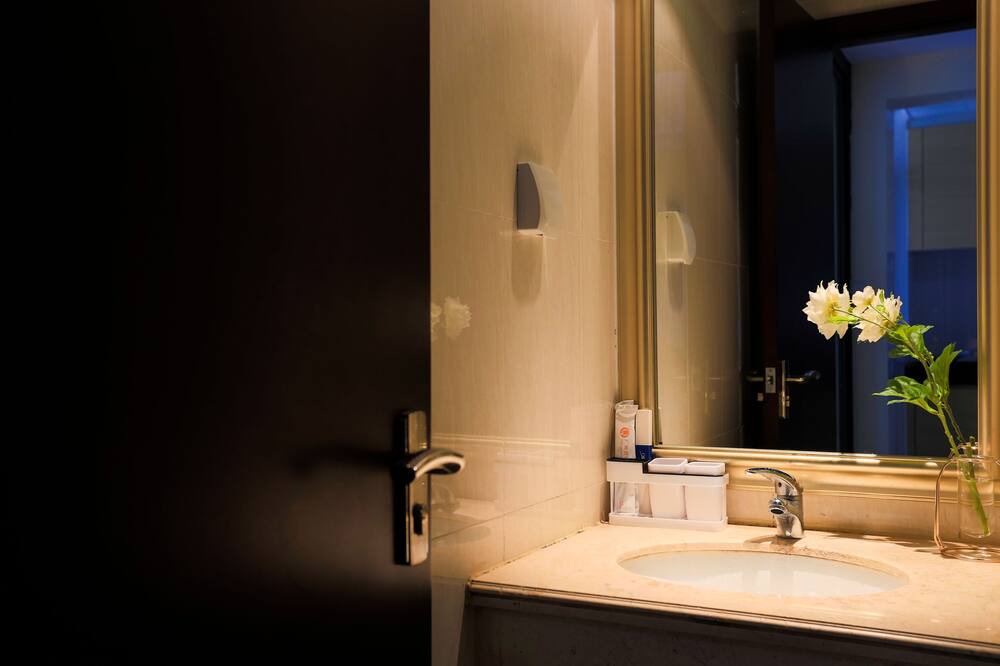 Photo of Bathroom in Pazhou Residential District