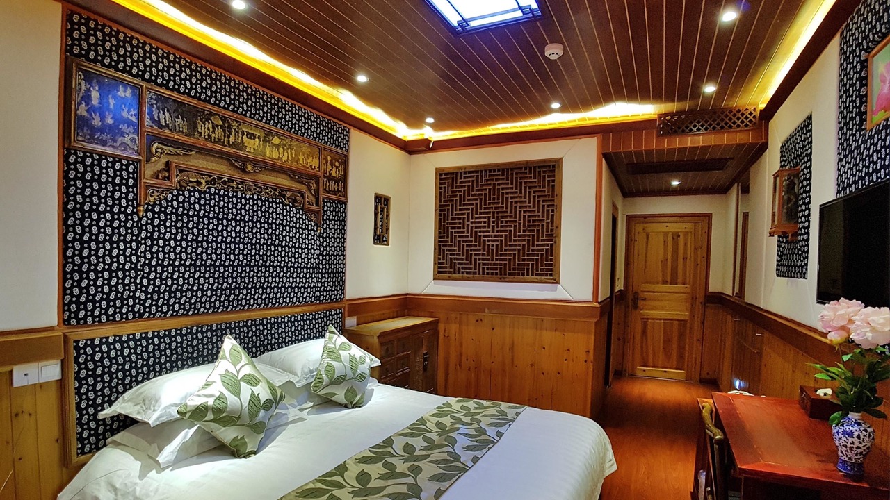 Photo of Bedroom in Xingping Ancient Town
