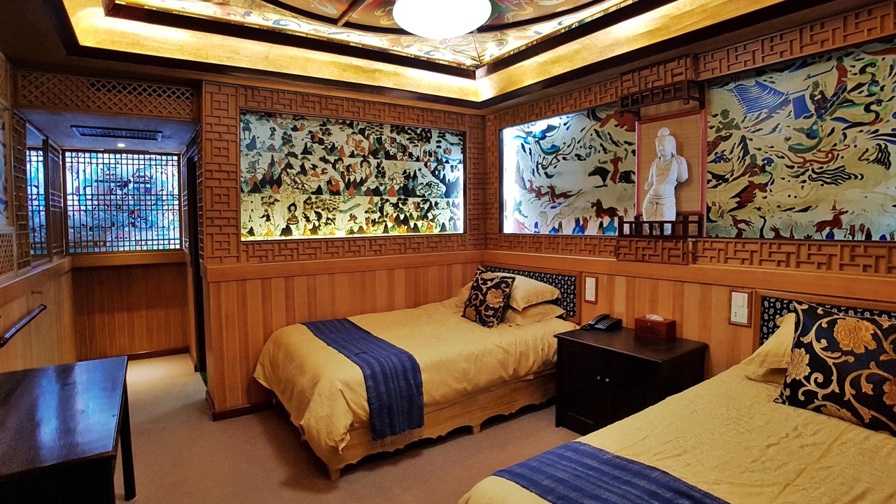 Photo of Bedroom in Ten Mile Gallery