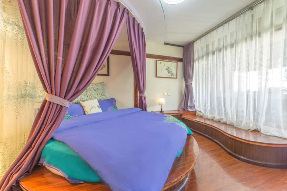 Photo of Bedroom in Dali Ancient Town