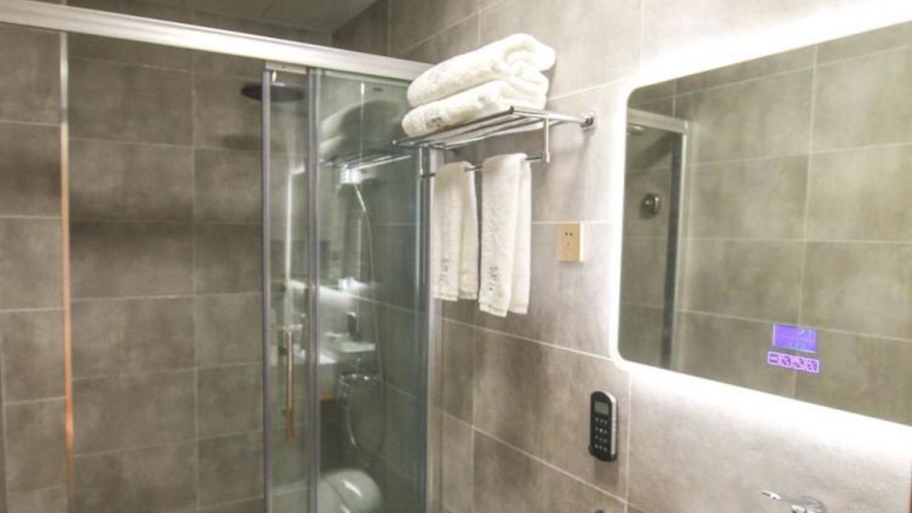 Photo of Bathroom in Fenghuang