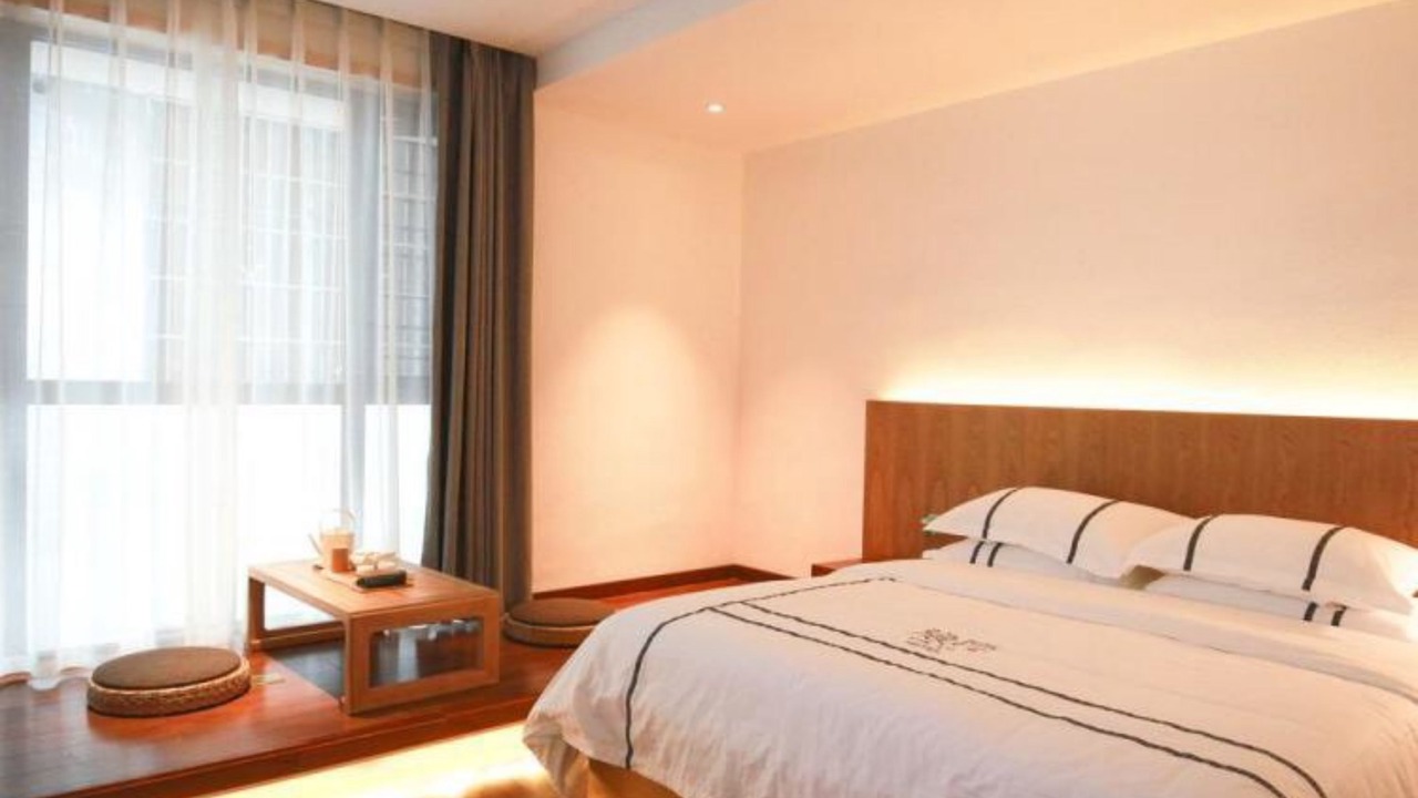 Photo of Bedroom in Fenghuang